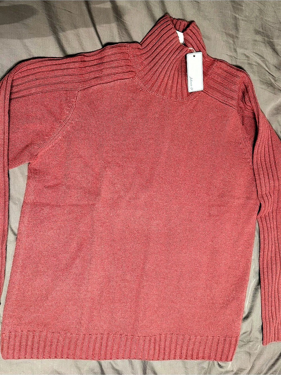 johnnie-O Sweaters - NWT Johnnie-O Simone Cashmere Blend Turtleneck Sweater color: Roan Rouge  Large